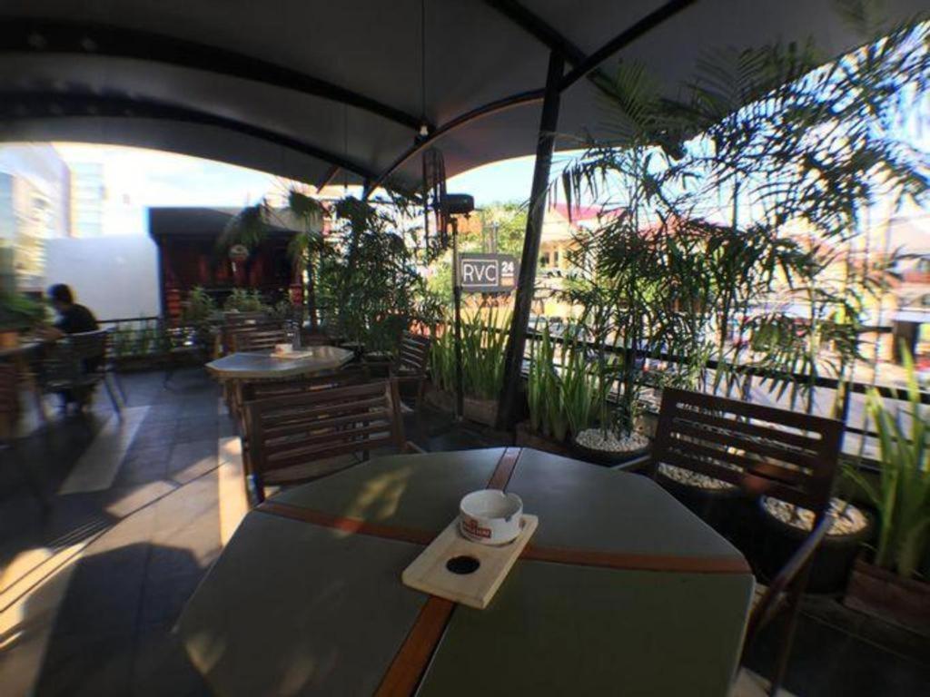 Zuzu Simpang Lima Hotel Semarang