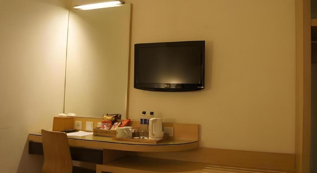 Hotel Zuzu Simpang Lima